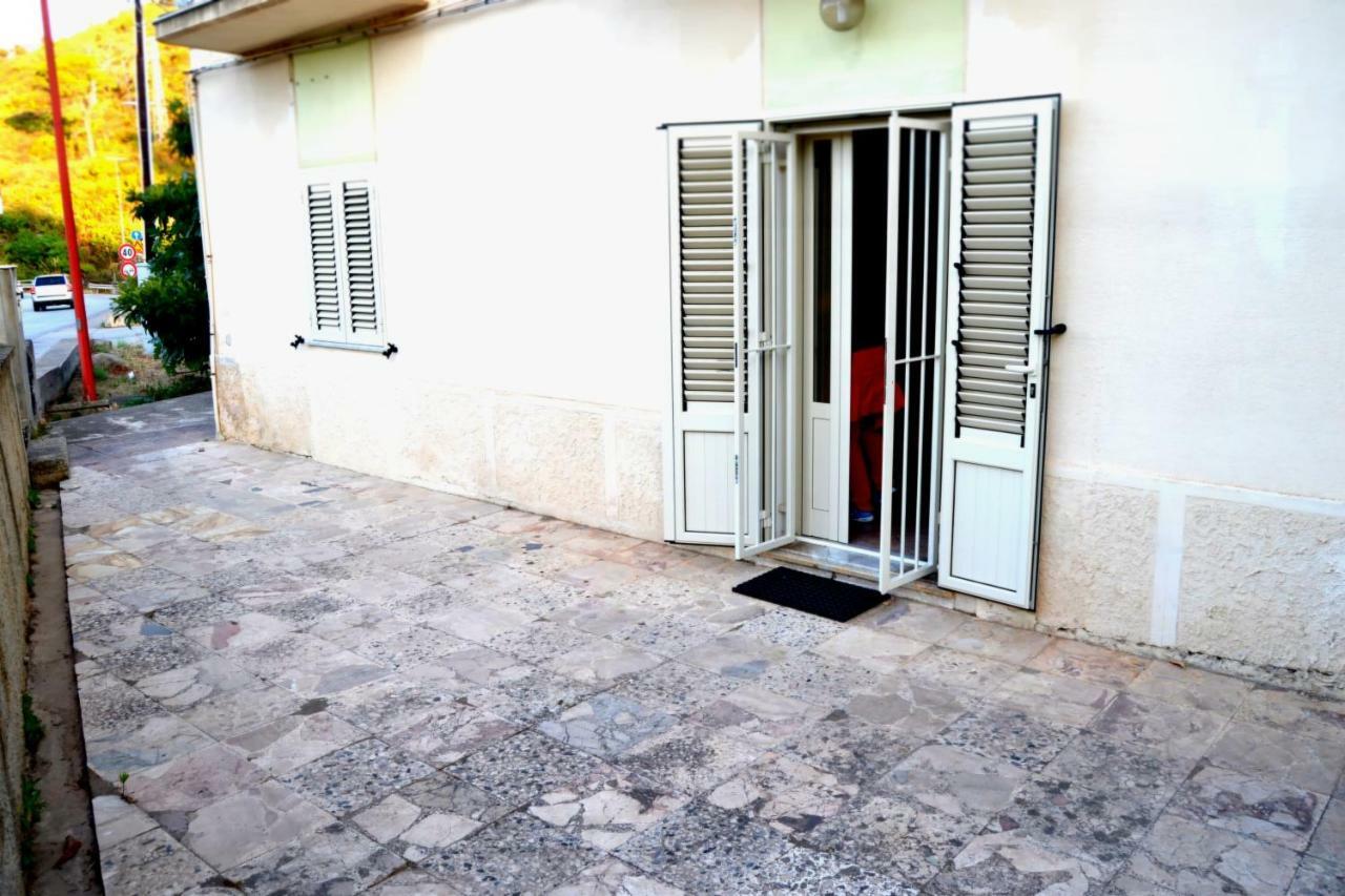 Lillo'S House Villa Cefalu Exterior photo